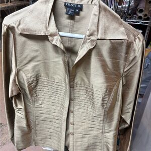 Tracy M Gold Button-Up Blouse